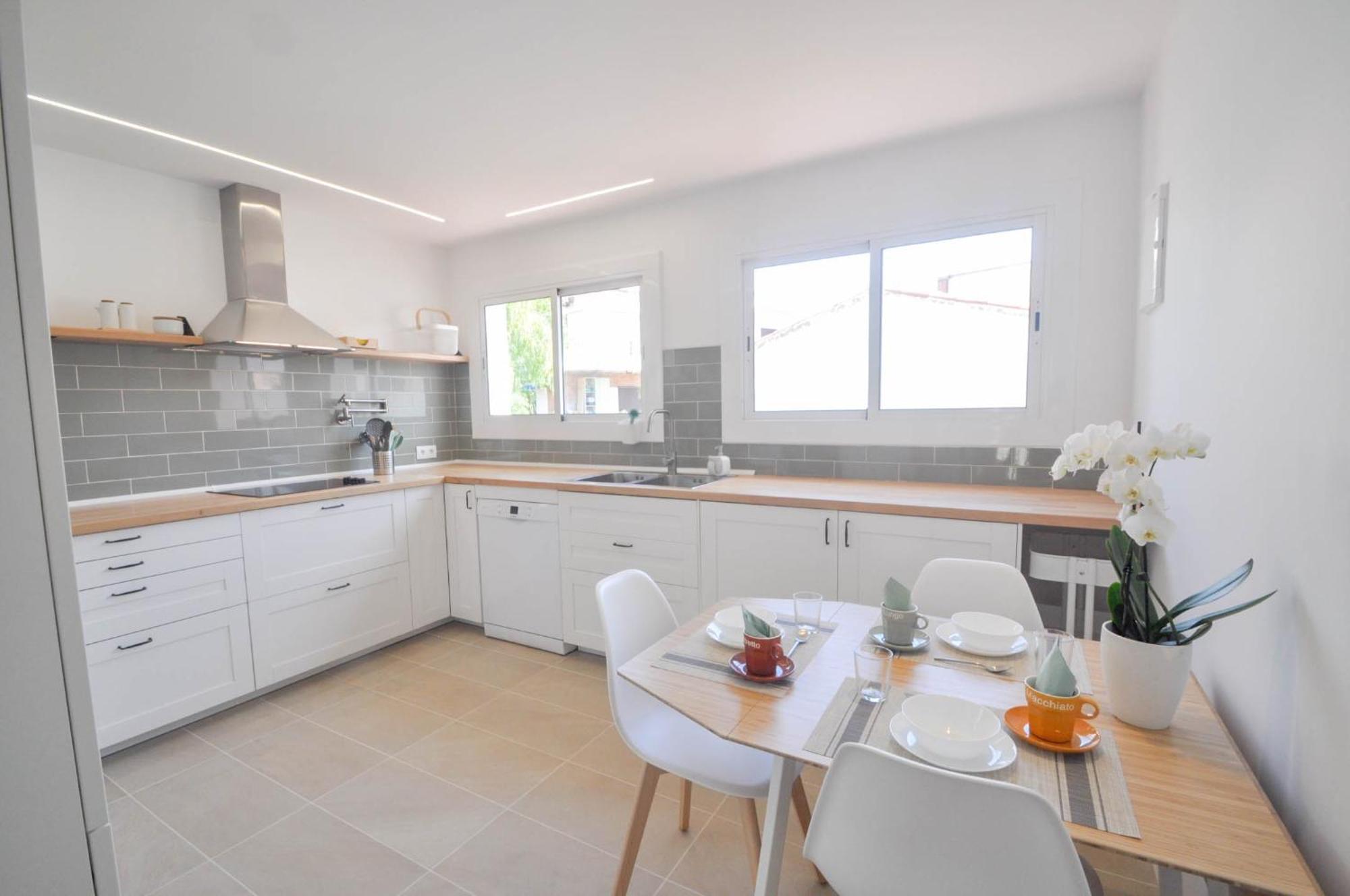 The Luxor Apartment By Hello Homes סיטגס מראה חיצוני תמונה